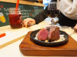 何このコスパ!?【横浜】肉バル ビーフキッチンスタンドのお肉がおいしすぎる!!メニューのご紹介