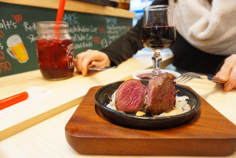 何このコスパ!?【横浜】肉バル ビーフキッチンスタンドのお肉がおいしすぎる!!メニューのご紹介 何このコスパ!?【横浜】肉バル ビーフキッチンスタンドのお肉がおいしすぎる!!メニューのご紹介