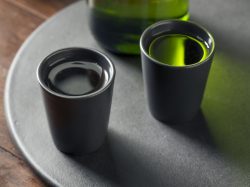 【焼酎:入門編】種類は「甲類」と「乙類」!違いをちゃんと説明できますか?