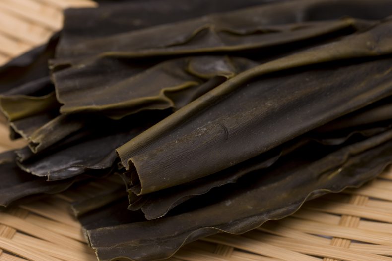 話題の【昆布焼酎】は自宅で簡単に作れる!?美味しい飲み方やおつまみを紹介♪ 話題の【昆布焼酎】は自宅で簡単に作れる!?美味しい飲み方やおつまみを紹介♪