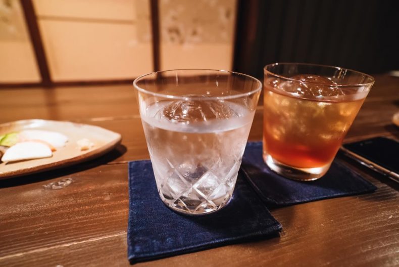 初心者でも丸わかり!泡盛の古酒とはどんなお酒?原料から製造法まで 初心者でも丸わかり!泡盛の古酒とはどんなお酒?原料から製造法まで