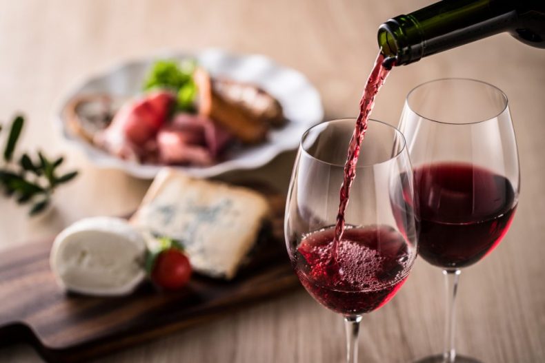 全部で20分!宅飲みのおつまみをもっと簡単に!同時進行レシピ4選! 全部で20分!宅飲みのおつまみをもっと簡単に!同時進行レシピ4選!